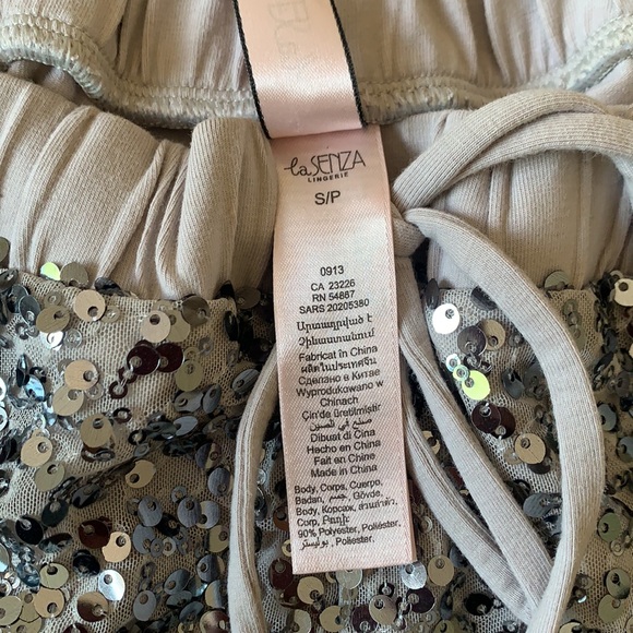 LA SENZA sparkly Shorts - Picture 4 of 5